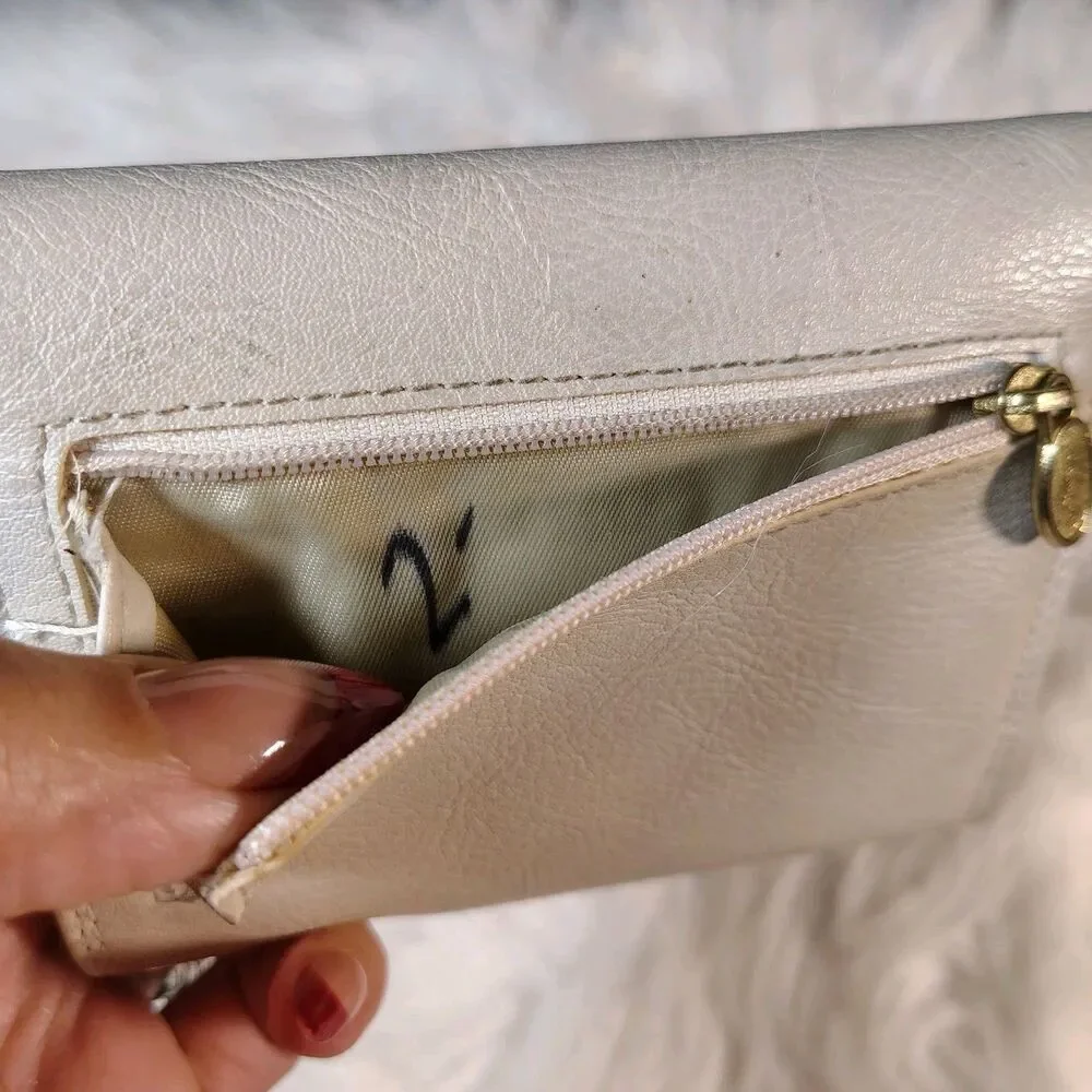 Beige Tri Fold Faux Leather Liz Claiborne Wallet Gold Hardware VTG